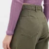 Twill-broek met middelhoge taille en wijde pijpen