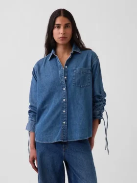 Ultrazacht denim overmaats overhemd met gerimpelde mouwen