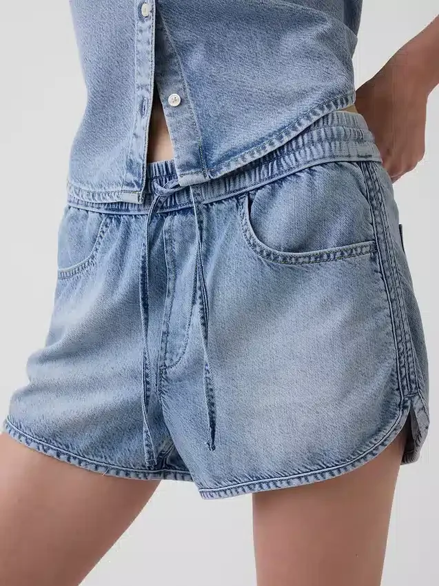 Ultrazachte denim Easy Dolphin-korte broek met middelhoge taille
