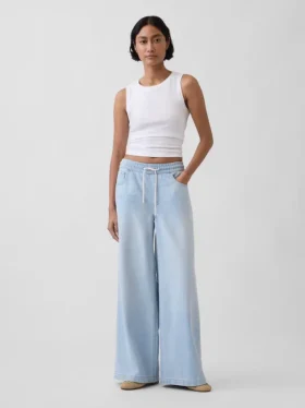 Ultrazachte, ruimvallende Jeans met middelhoge taille