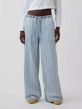 Ultrazachte, ruimvallende Jeans met middelhoge taille