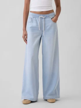 Ultrazachte, ruimvallende Jeans met middelhoge taille