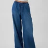 Ultrazachte, ruimvallende Jeans met middelhoge taille