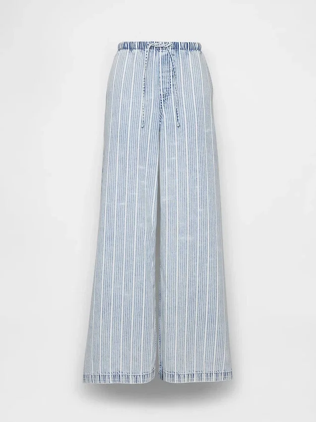 Ultrazachte, ruimvallende Jeans met middelhoge taille