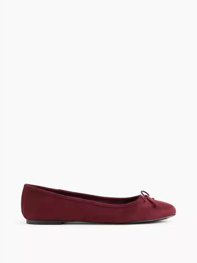 Veganistische suède ballerina’s