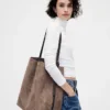 Veganistische suède bucketbag