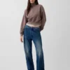 Vintagesoft oversized pullover met halve rits en wigvormige hals