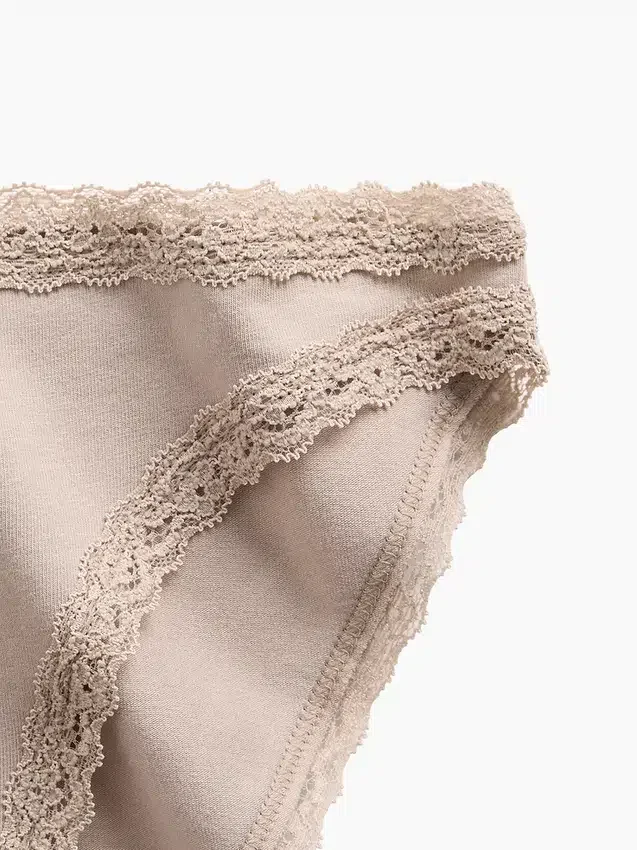Zachtste biologische stretchkatoenen bikinibroekje met kanten rand