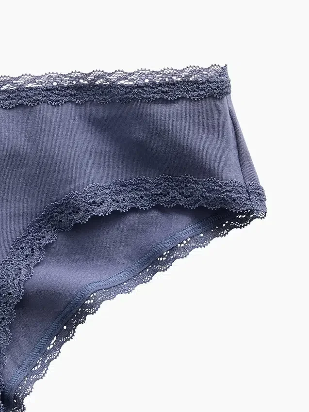 Zachtste biologische stretchkatoenen cheeky hipster met kanten rand