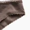 Zachtste biologische stretchkatoenen cheeky hipster met kanten rand