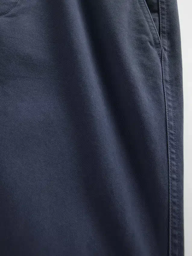 Zware twill, relaxte rechte kaki