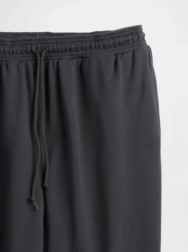 Zware, wijde joggingbroek
