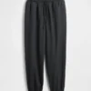Zware, wijde joggingbroek